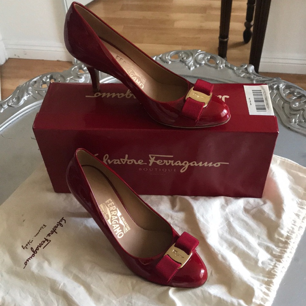 RED SALVATORE FERRAGAMO SHOES 👠